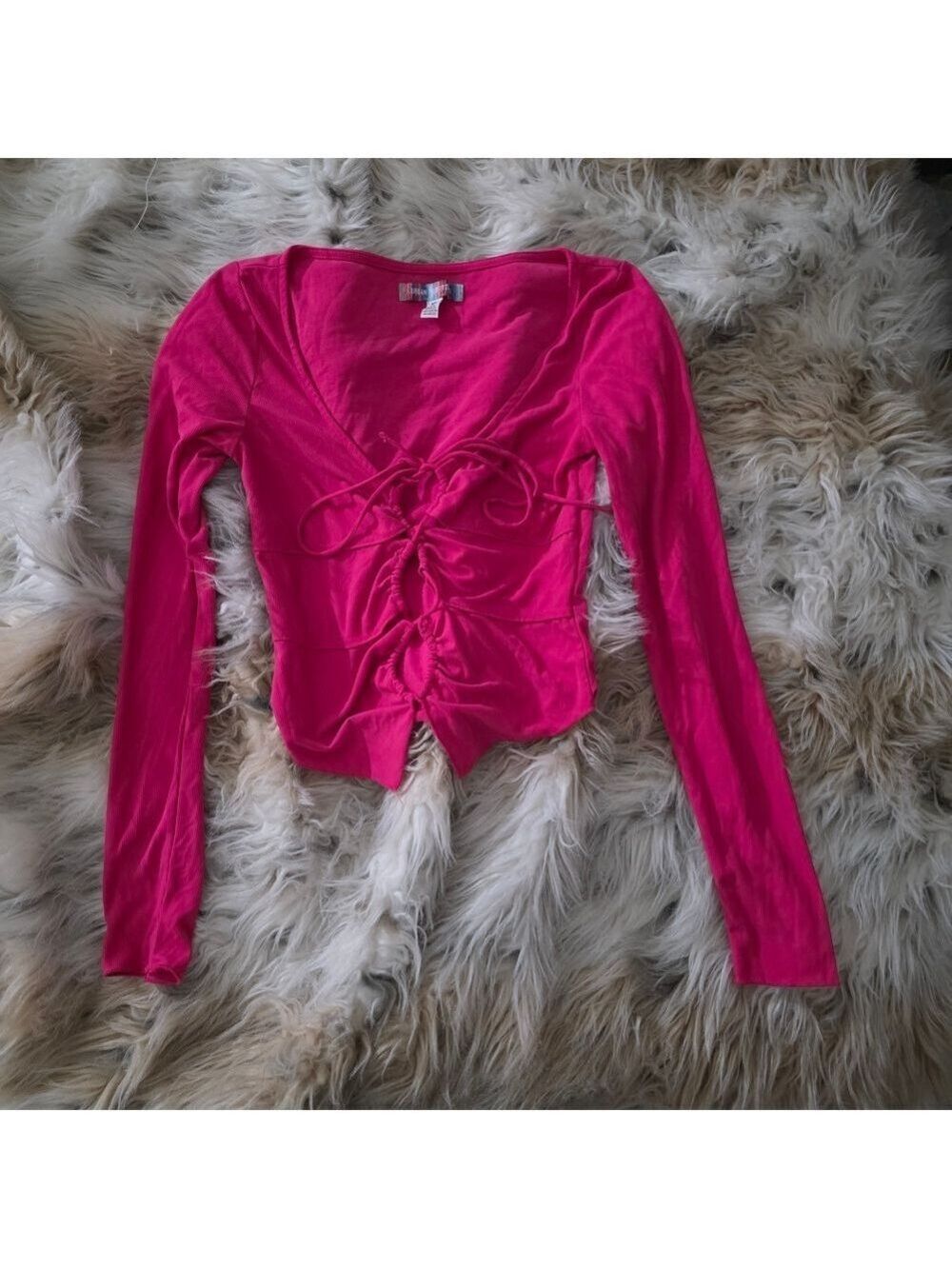 Women's Fuchsia Long Sleeve Tie Front Crop Top